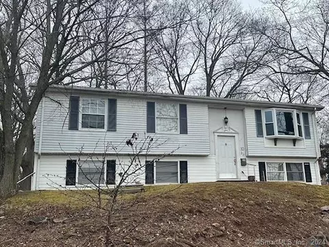 10 Cherry St, Branford, CT 06405