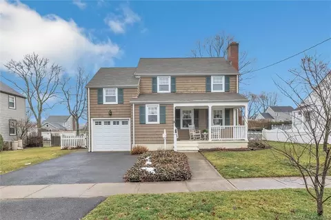 60 Sunflower Ave, Stratford, CT 06614