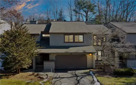 3 Catalpa Ct #3, Avon, CT 06001