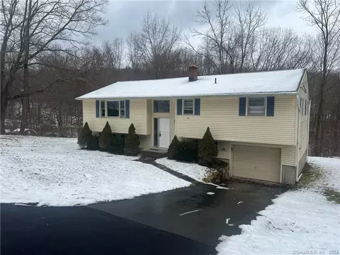 150 Krodel Rd, Naugatuck, CT 06770