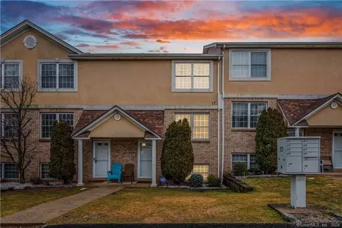 17 Geddes Ter #4, Waterbury, CT 06708