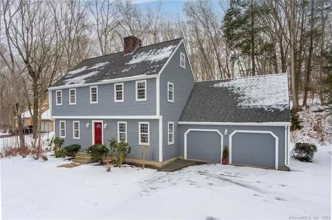 53 Heatherwood Dr, Madison, CT 06443