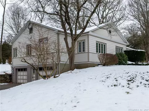 42 Carey St, Windham, CT 06226
