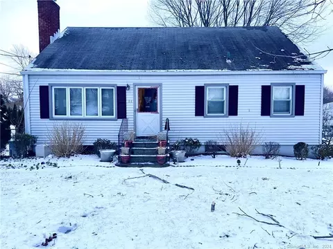 84 County St, Norwalk, CT 06851