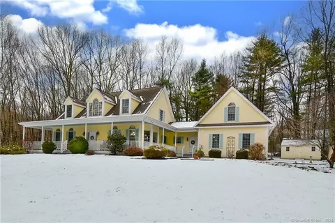 24 Winterbourne Vw, Tolland, CT 06084