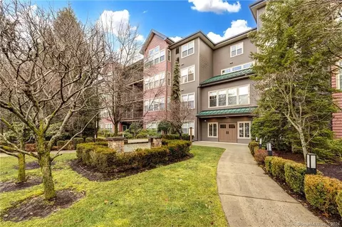100 Richards Ave #311, Norwalk, CT 06854