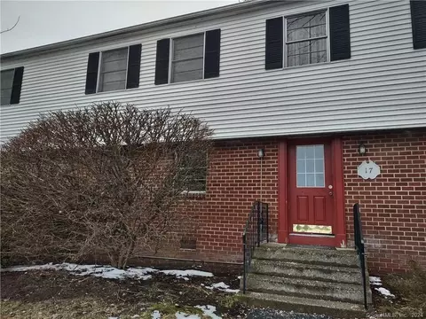 17 Fairview Dr #1, Danbury, CT 06810