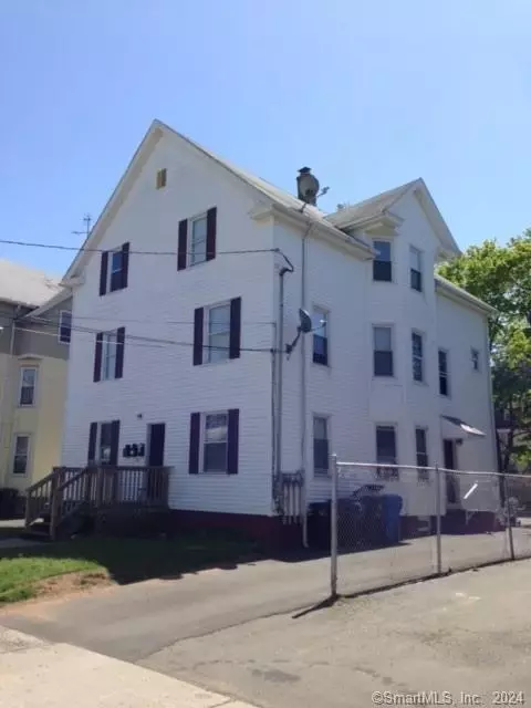43 Woodland St, New Britain, CT 06051