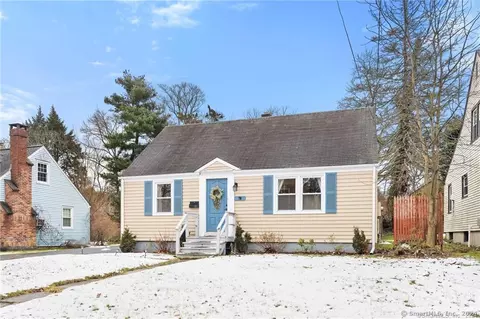76 Portman St, Windsor, CT 06095