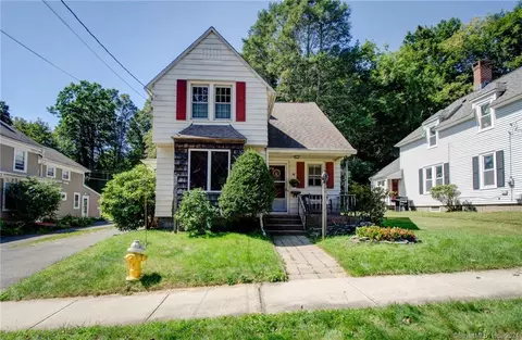 17 Mountain St, Vernon, CT 06066