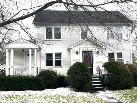 135 Anton St, Bridgeport, CT 06606