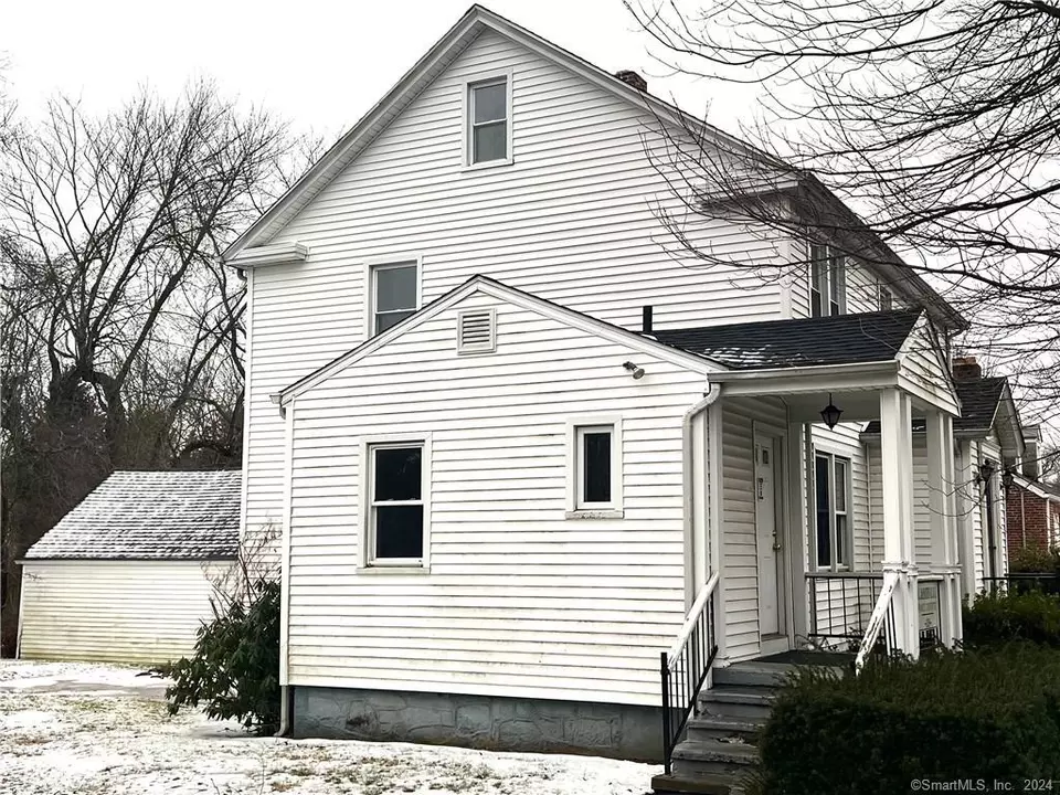 135 Anton St, Bridgeport, CT 06606 23 Photos Movoto