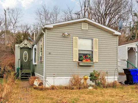 500 Washington St #21, Middletown, CT 06457