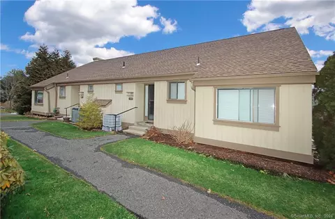 184 Heritage Vlg #B, Southbury, CT 06488