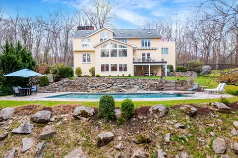 340 Good Hill Rd, Weston, CT 06883