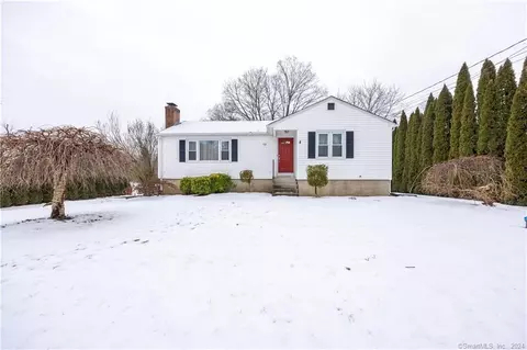 122 Parmelee Hill Rd, Durham, CT 06422
