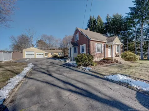 31 Fowler Ave, Torrington, CT 06790