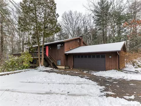 67 Weldon Ct, Goshen, CT 06756