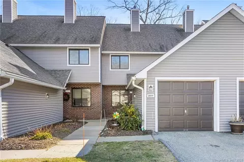 2607 Mill Pond Dr #2607, South Windsor, CT 06074