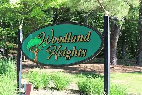 38 Woodland Dr #38, Cromwell, CT 06416