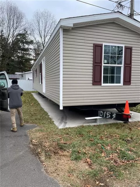 217 Dunham St #13, Southington, CT 06489