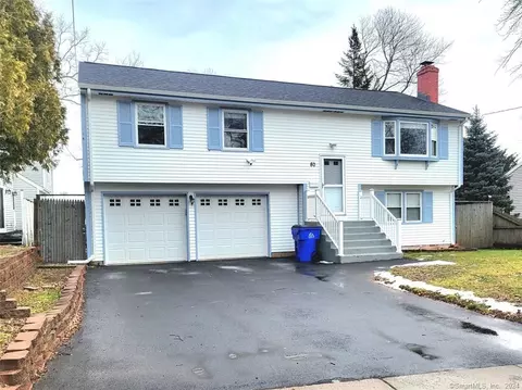 80 Berkshire Rd, West Hartford, CT 06107