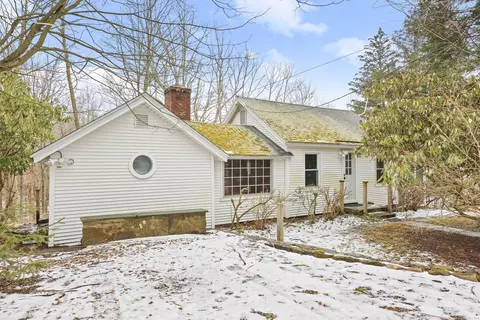 540 Webbs Hill Rd, Stamford, CT 06903