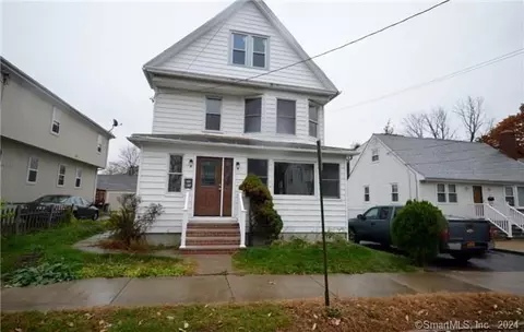 61 Woodmont Ave, Bridgeport, CT 06606
