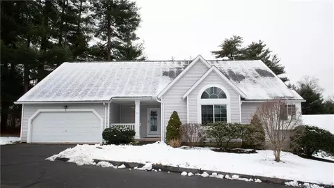 81 Stratton Forest Way #81, Simsbury, CT 06070
