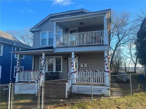 32 Toros Ave, Waterbury, CT 06704
