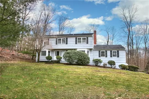 11 Messex Ln, Weston, CT 06883