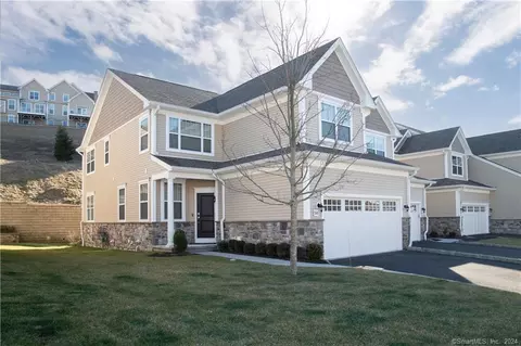 50 Winding Ridge Way #50, Danbury, CT 06810