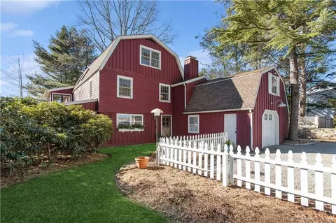 1 Valley Field Rd, Westport, CT 06880