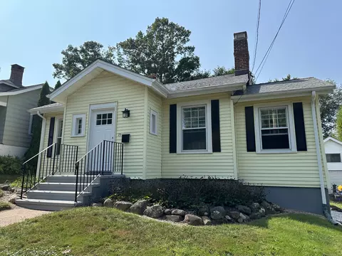 15 Orpington St, Hamden, CT 06518