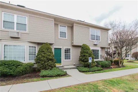 28 Glen Ridge Ct #28, New Milford, CT 06776