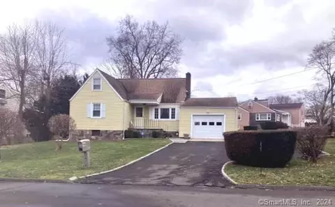 21 Christy St, Norwalk, CT 06850