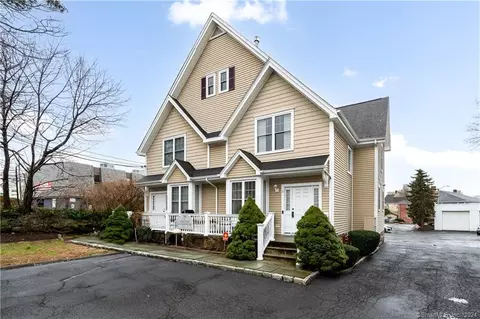 39 Oak St #2, Stamford, CT 06905