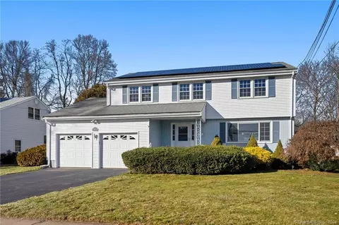 64 Grissom Dr, West Hartford, CT 06110