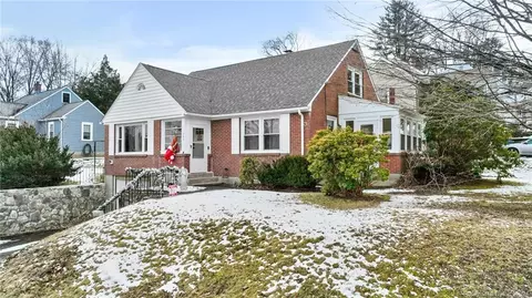165 Sharon Ave, Torrington, CT 06790