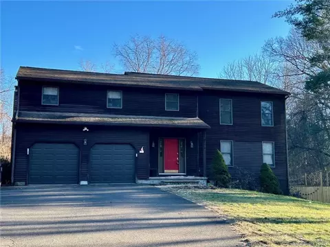 111 Abbe Rd, Enfield, CT 06082