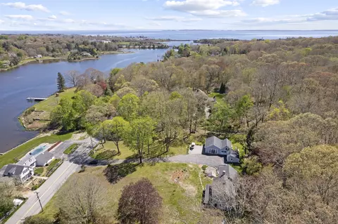 99 Cove Rd, Stonington, CT 06378