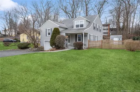 50 Ridge Park Ave, Stamford, CT 06905