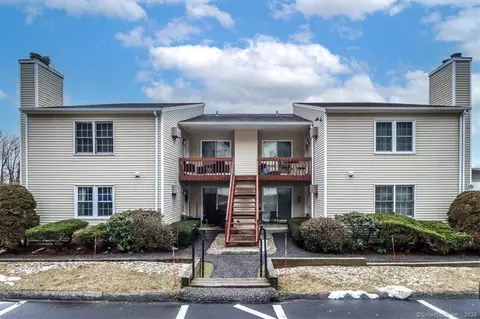 56 Beard Dr #56, New Milford, CT 06776