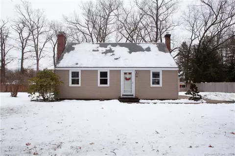 50 Meadowbrook Rd, Granby, CT 06035