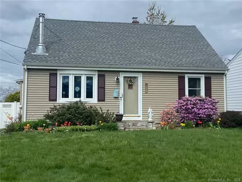 124 Central Ave, West Haven, CT 06516