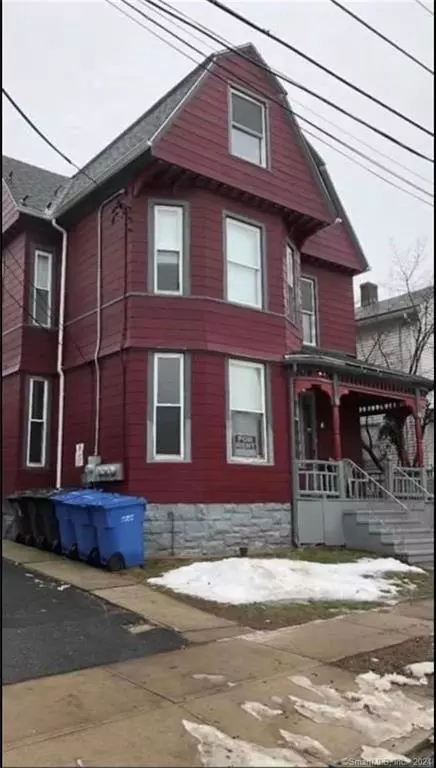 14 N 2nd St, Meriden, CT 06451