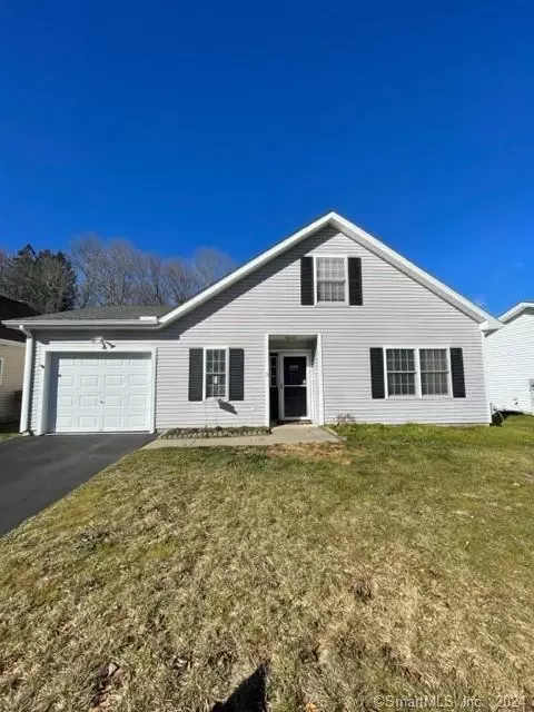 3 Arrowhead Dr, Norwich, CT 06360
