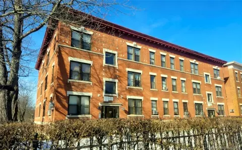 377 Woodland St #2A, Hartford, CT 06112