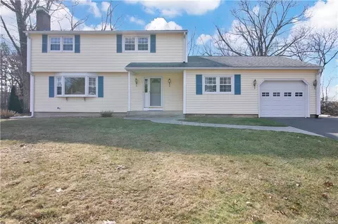 37 Greenfield Dr, South Windsor, CT 06074