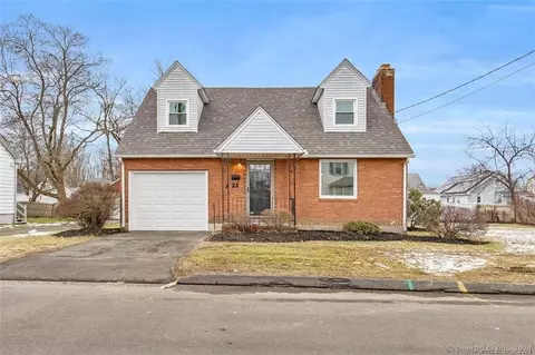 23 Latimer St, East Hartford, CT 06108